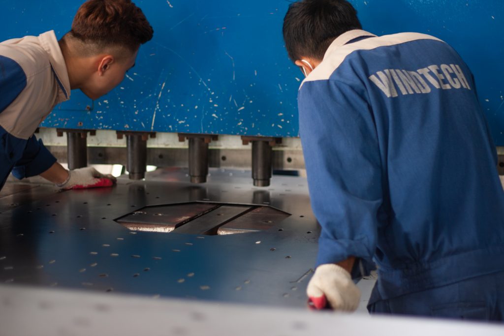 GIA CÔNG ĐỘT, DẬP CNC